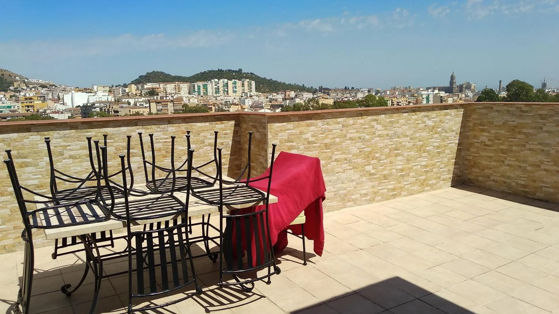 Vistas Rascacielos Infinito Ciudad Málaga 0*,  España